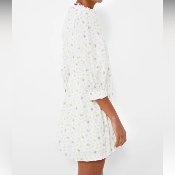 HYACINTH HOUSE

Sweet Floral Amelia Mini Dress - Picture 4 of 10